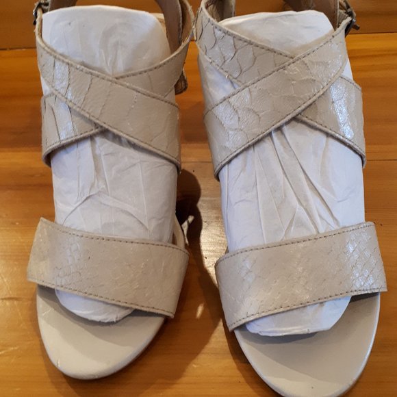 Pegabo Strappy High Heeled Sandals - Ivory - Size 7 - Picture 5 of 6